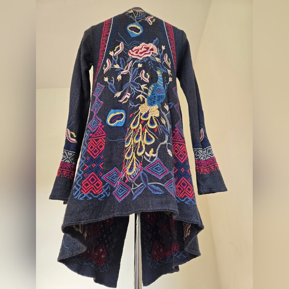 Johnny Was “Pav Wrap” Embroidered Peacock Sweater Jacket XS Gray Jewel Tones NWT